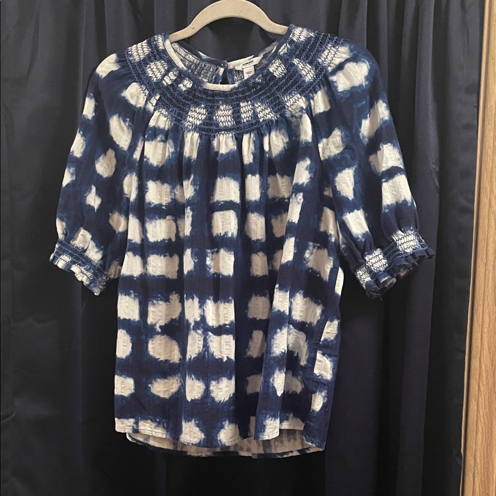 Women’s Sonoma Goods for life blue & white top size L